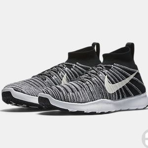 Nike Free train force flyknit